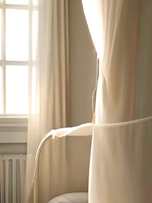 Hook-and-loop bed cover
